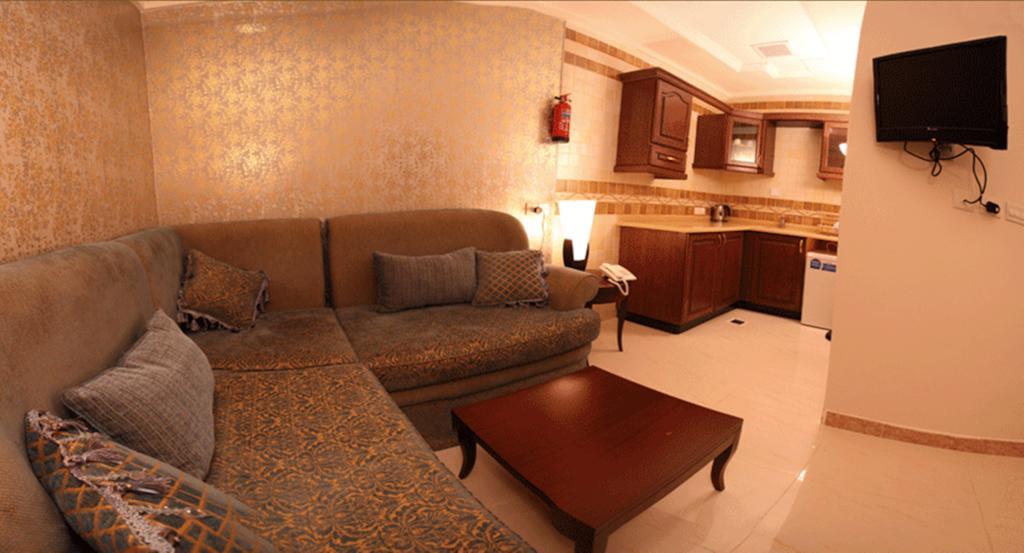 Lavande Suites Lambo Quarto foto